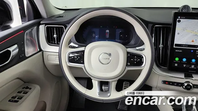 Volvo XC60 2026 — фото 13