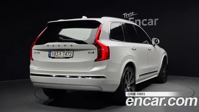 Volvo XC90 2022 — фото 2