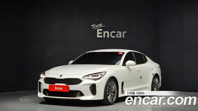 Kia Stinger 2018 — фото 1