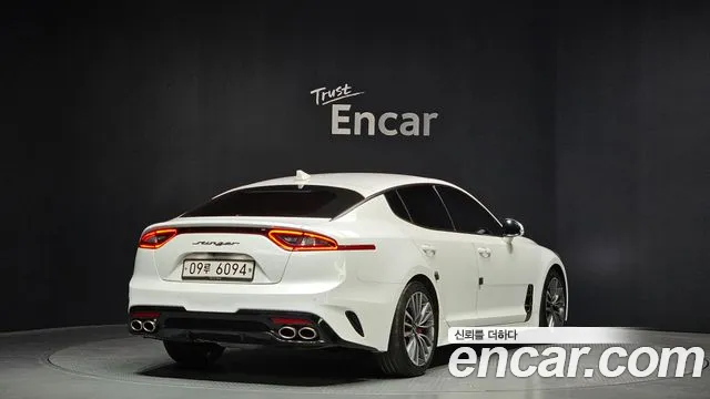 Kia Stinger 2018 — фото 2