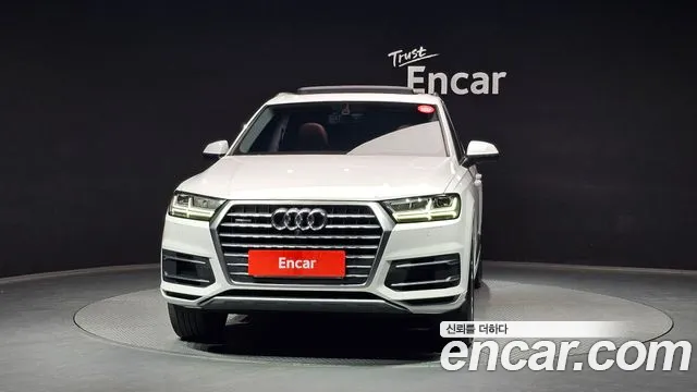 Audi Q7 2019 — фото 3