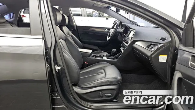 Hyundai Sonata 2018 — фото 11