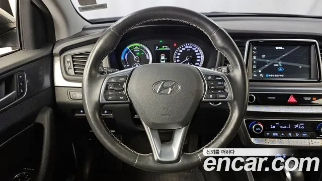 Hyundai Sonata 2018 — фото 13
