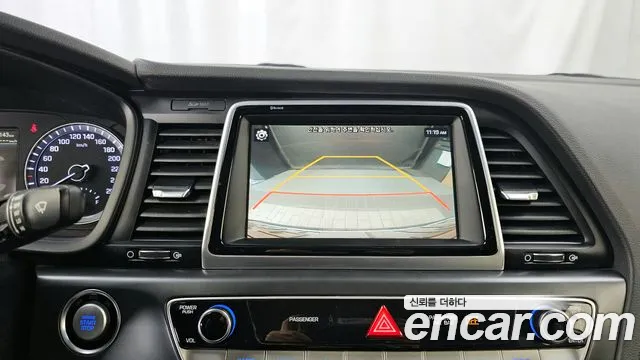 Hyundai Sonata 2018 — фото 15