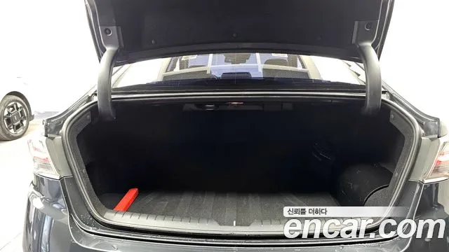 Hyundai Sonata 2018 — фото 20