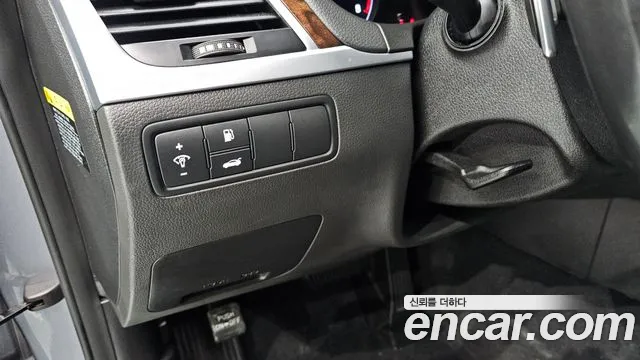 Hyundai Genesis 2014 — фото 13