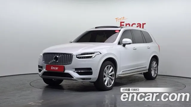 Volvo XC90 2017 — фото 1