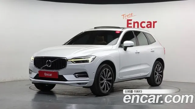 Volvo XC60 2019 — фото 1