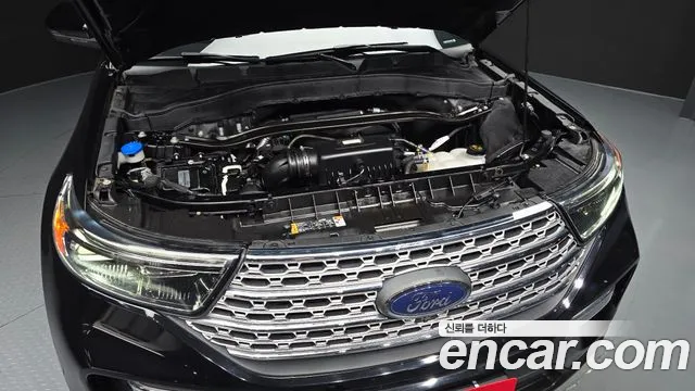 Ford Explorer 2020 — фото 6