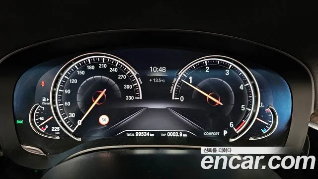 BMW 5-Series 2018 — фото 11