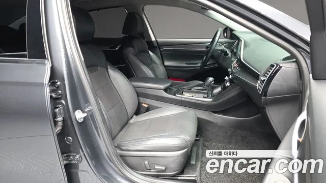 Hyundai Grandeur 2018 — фото 17