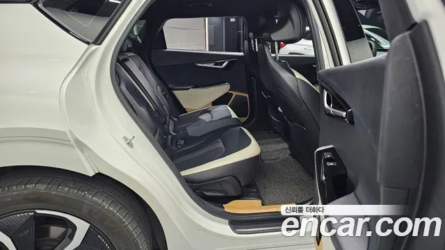 Kia EV6 2024 — фото 12