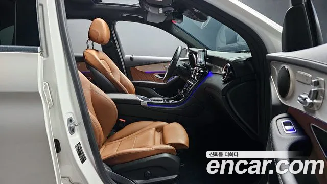 Mercedes-Benz GLC-Class 2021 — фото 11