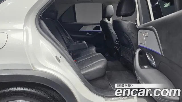 Mercedes-Benz GLE-Class 2021 — фото 12