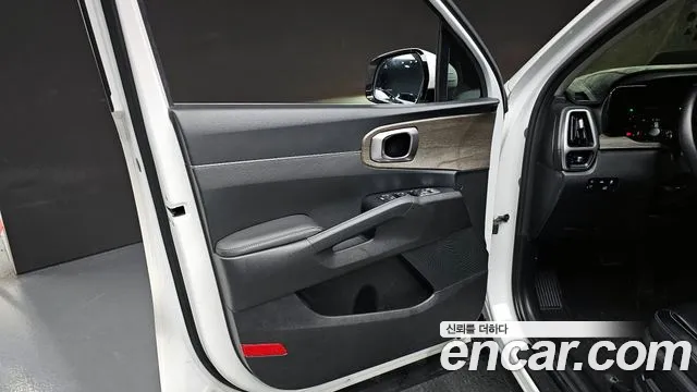 Kia Sorento 2021 — фото 13