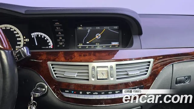 Mercedes-Benz S-Class 2010 — фото 15