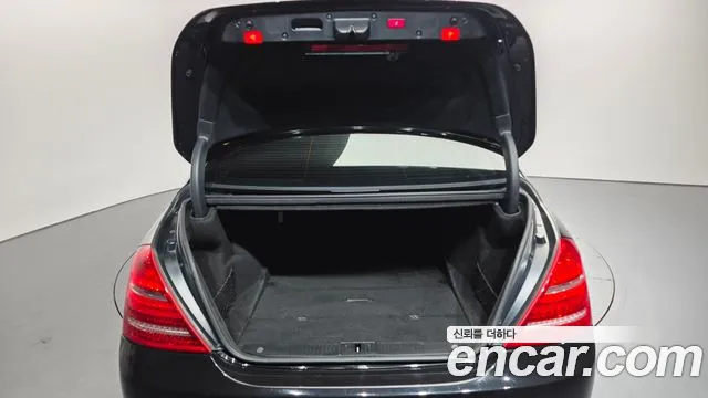 Mercedes-Benz S-Class 2010 — фото 20