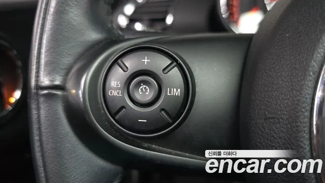 Mini Clubman 2018 — фото 17