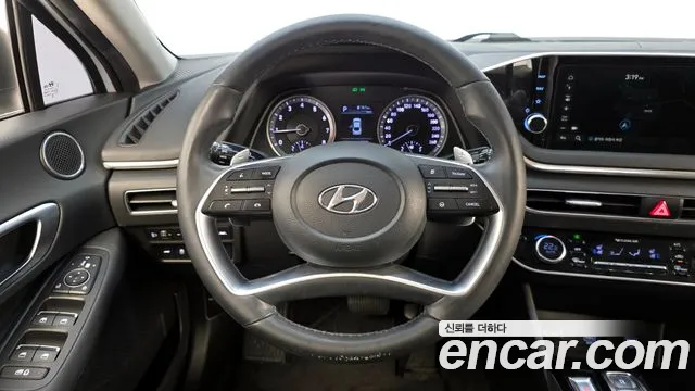 Hyundai Sonata 2021 — фото 13
