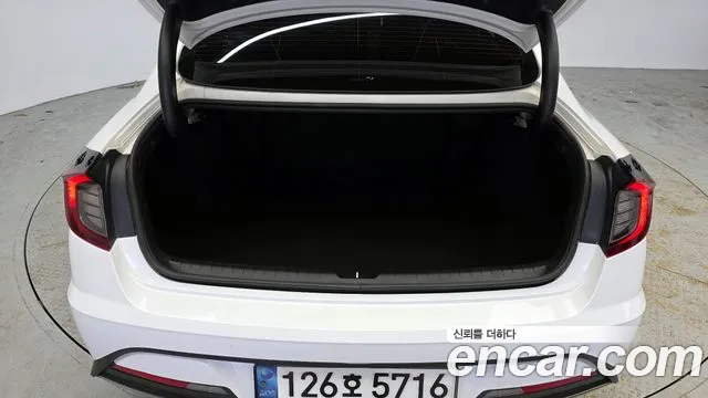 Hyundai Sonata 2021 — фото 20
