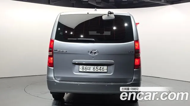 Hyundai Starex 2020 — фото 4