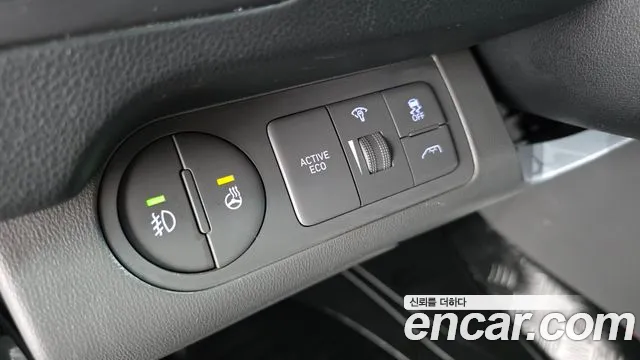 Hyundai Starex 2020 — фото 13