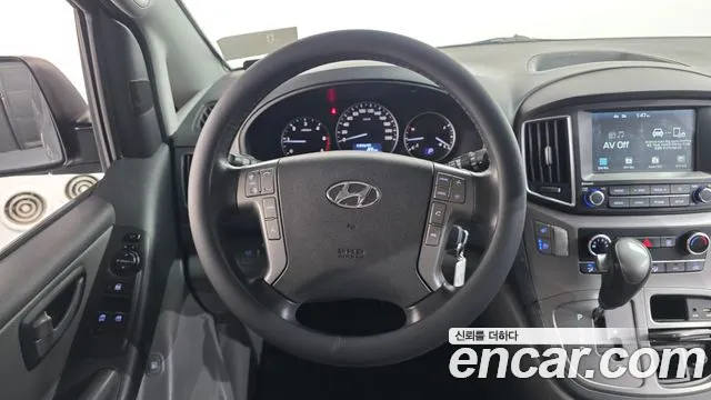Hyundai Starex 2020 — фото 14