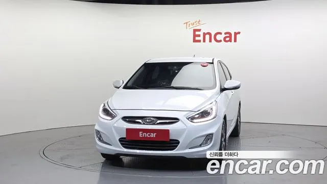 Hyundai Accent 2015 — фото 3