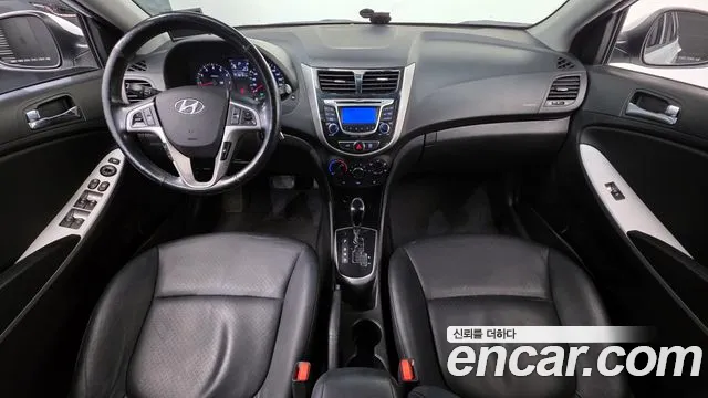 Hyundai Accent 2015 — фото 7