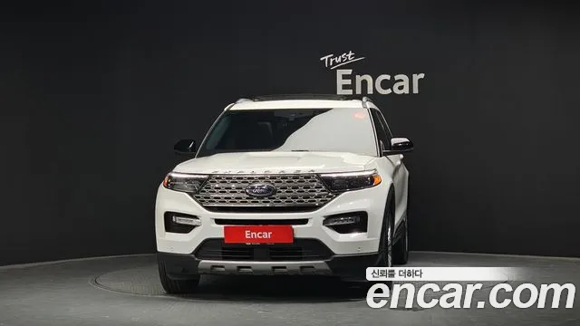 Ford Explorer 2022 — фото 3