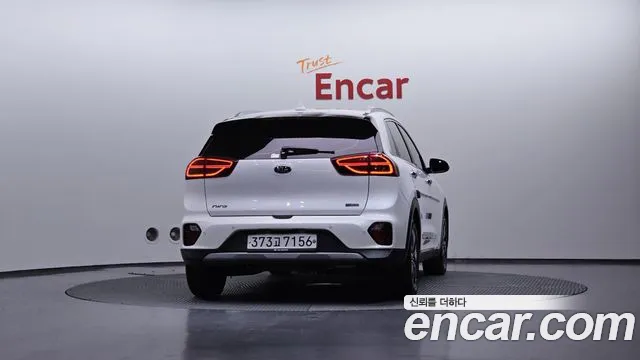 Kia Niro 2020 — фото 4