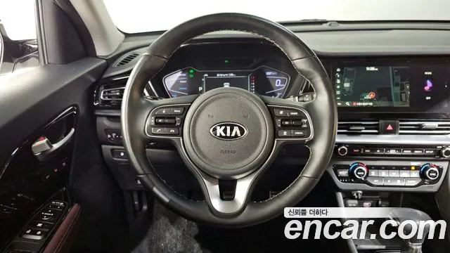 Kia Niro 2020 — фото 19