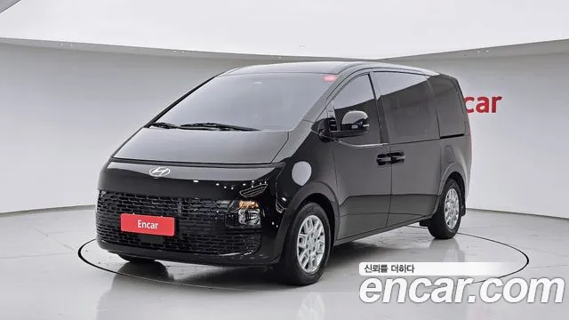 Hyundai Staria 2022 — фото 1