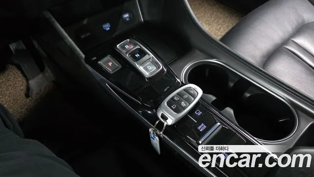 Hyundai Sonata 2022 — фото 9