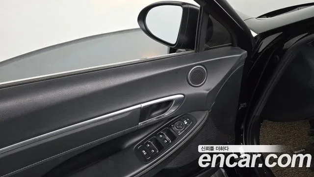 Hyundai Sonata 2022 — фото 13