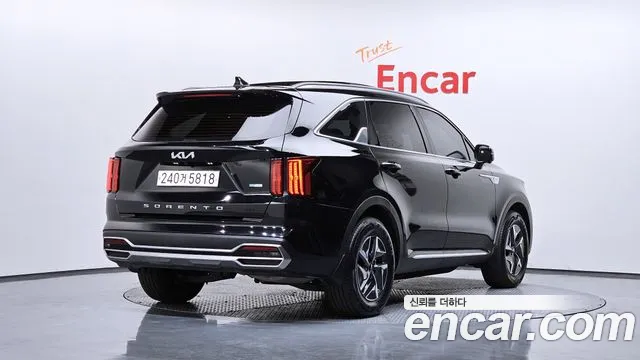 Kia Sorento 2022 — фото 2