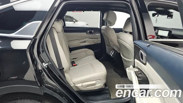Kia Sorento 2022 — фото 12