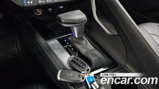 Hyundai AVANTE 2022 — фото 11