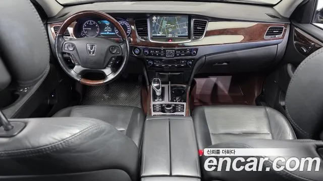 Hyundai Equus 2013 — фото 10