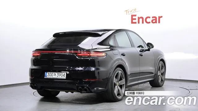 Porsche Cayenne 2021 — фото 2