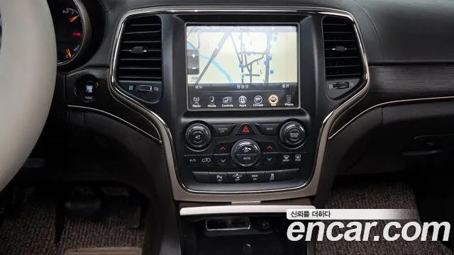 Jeep Cherokee 2015 — фото 13