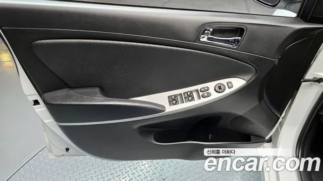 Hyundai Accent 2014 — фото 14