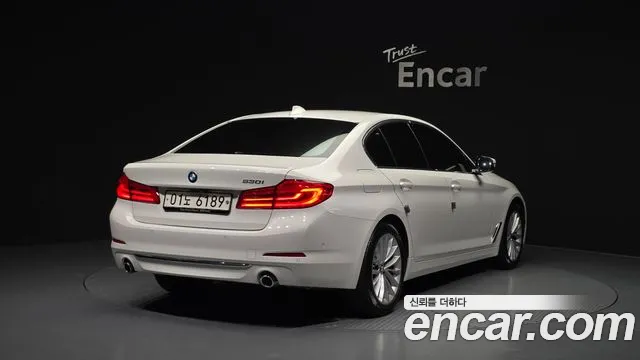BMW 5-Series 2019 — фото 2