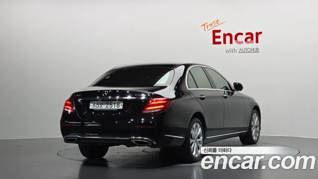 Mercedes-Benz E-Class 2019 — фото 2