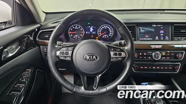 Kia K7 2018 — фото 19