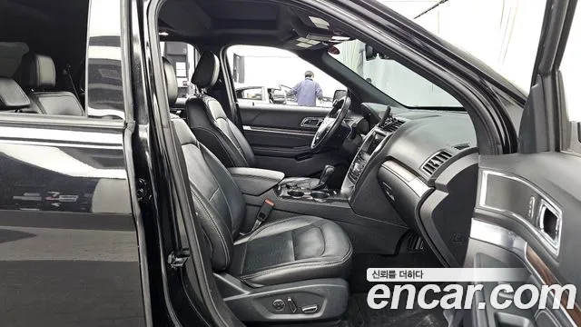 Ford Explorer 2018 — фото 11