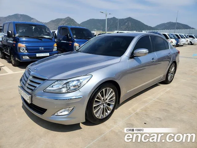 Hyundai Genesis 2013 — фото 1