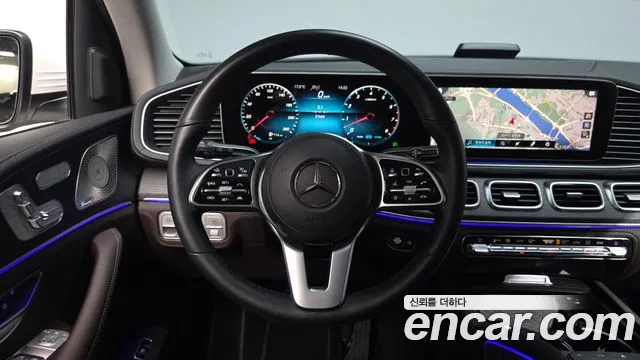 Mercedes-Benz GLE-Class 2023 — фото 12