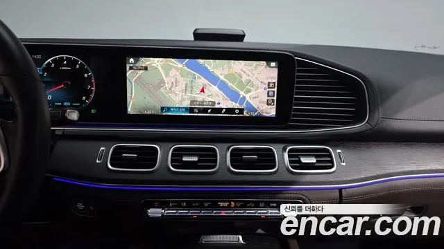 Mercedes-Benz GLE-Class 2023 — фото 13