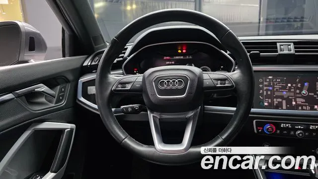 Audi Q3 2023 — фото 13